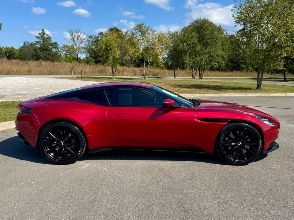 2020 Aston Martin DB11