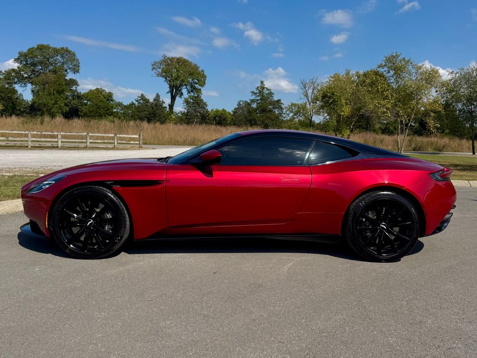 2020 Aston Martin DB11