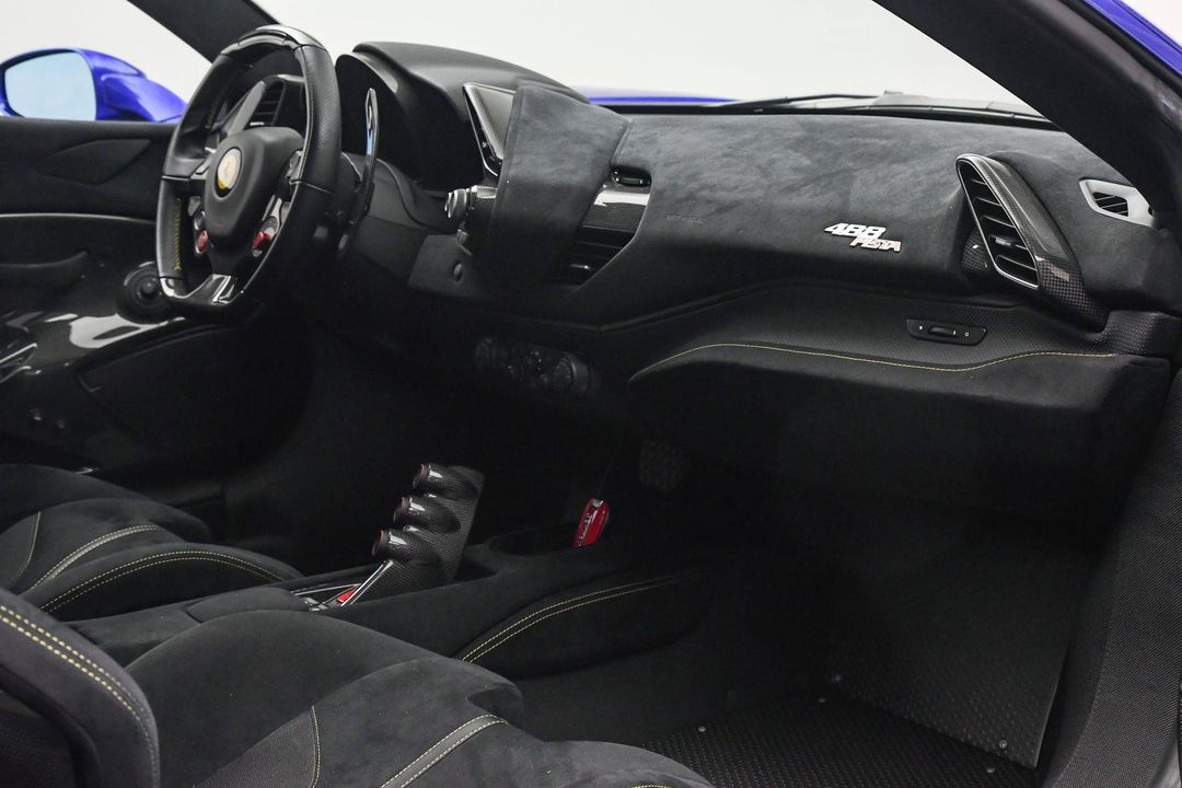 2020 Ferrari 488 Pista