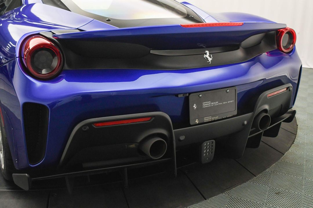 2020 Ferrari 488 Pista