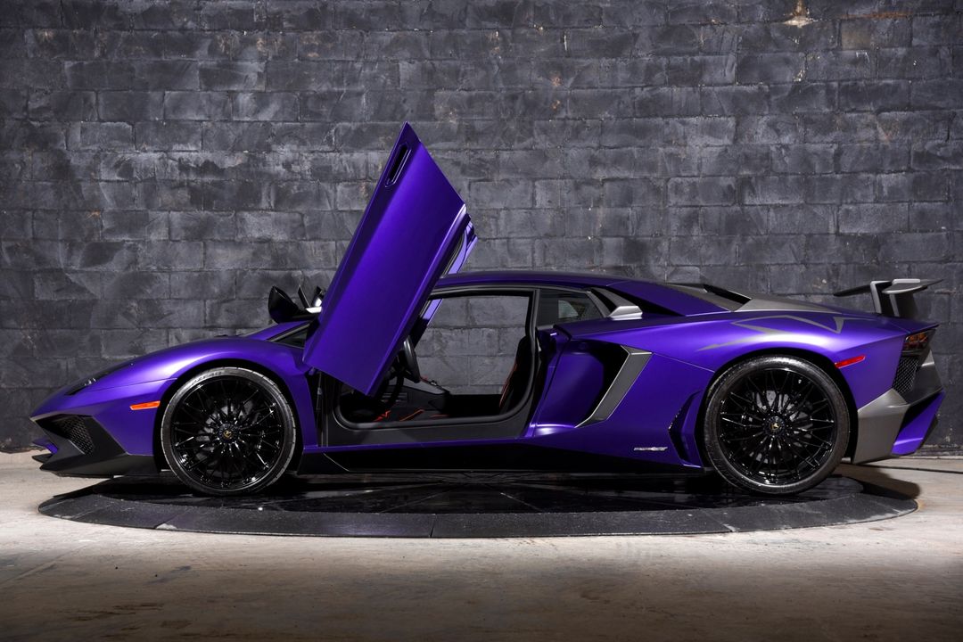 2016 Lamborghini Aventador