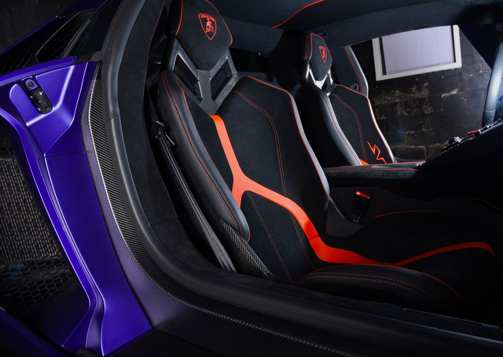 2016 Lamborghini Aventador