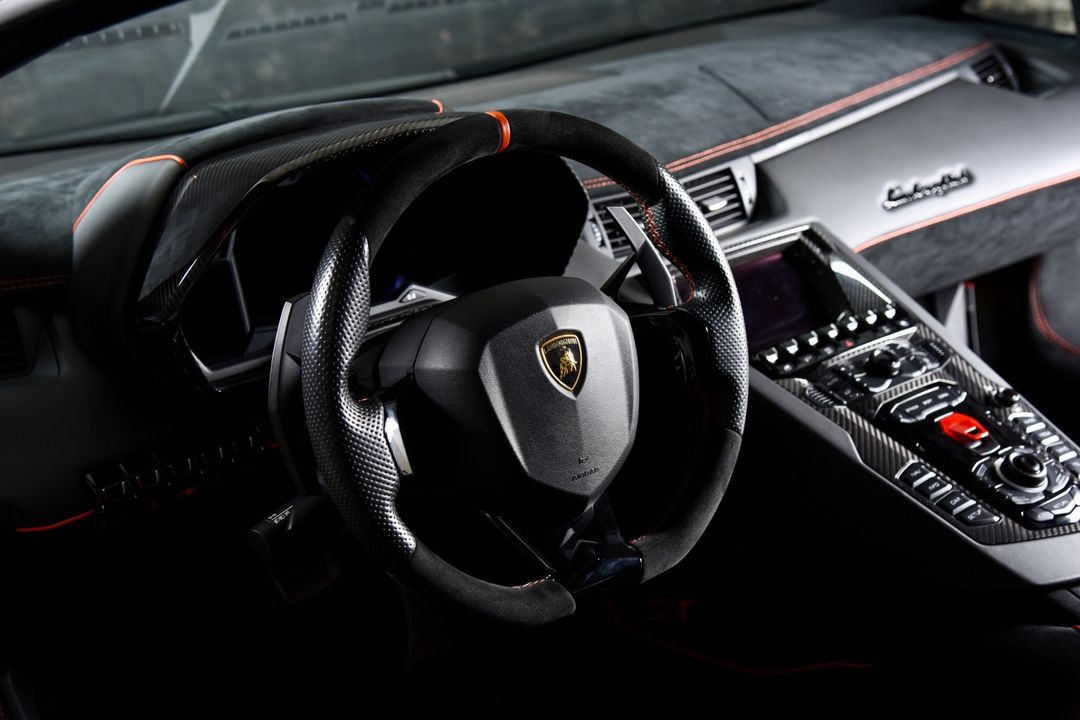 2016 Lamborghini Aventador