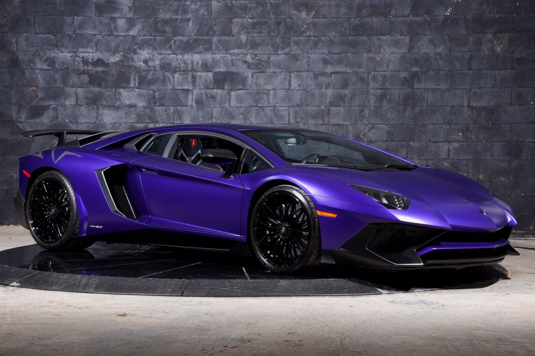 2016 Lamborghini Aventador