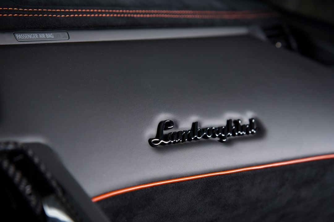 2016 Lamborghini Aventador