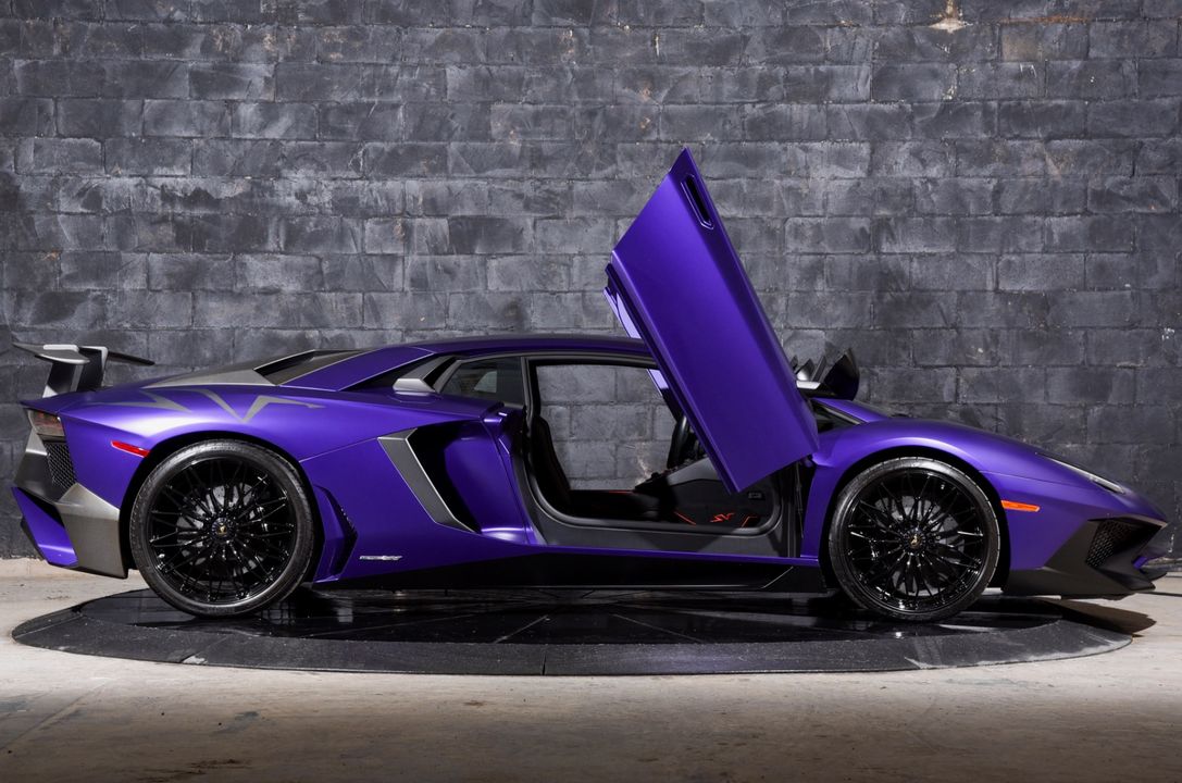 2016 Lamborghini Aventador