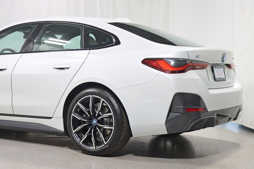 2022 BMW i4