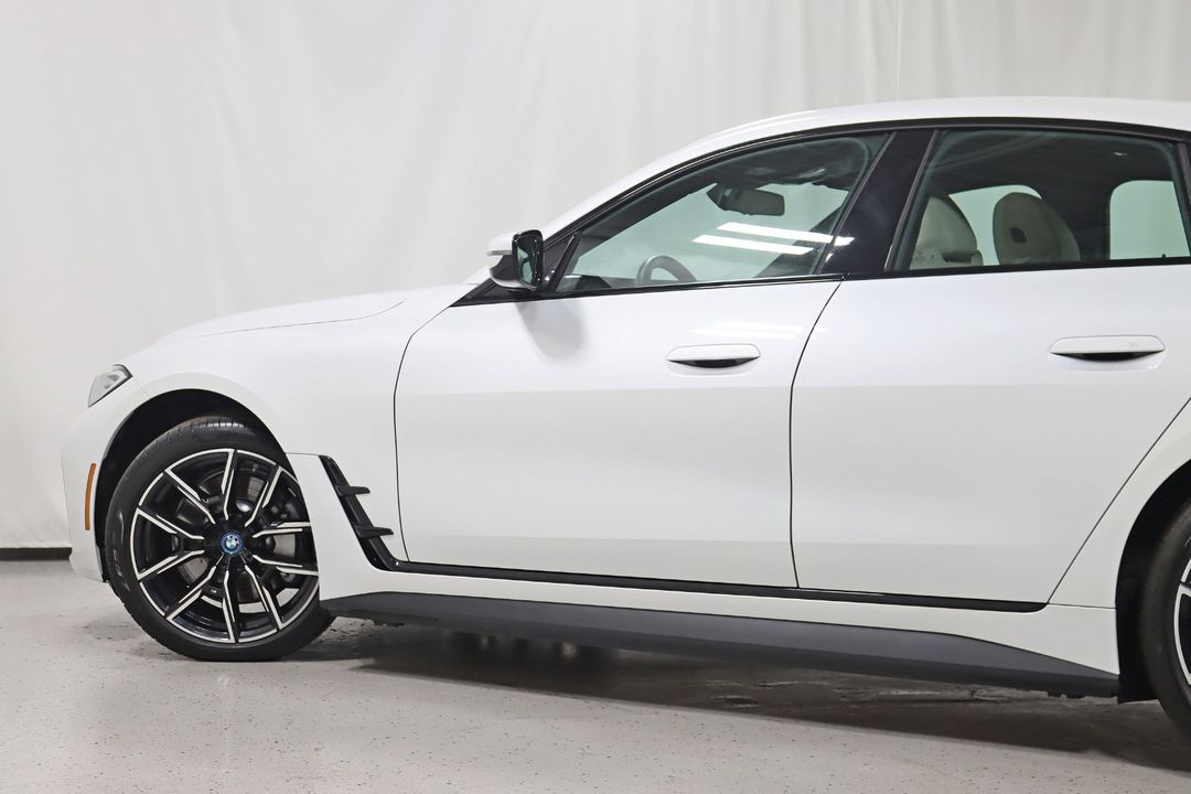 2022 BMW i4
