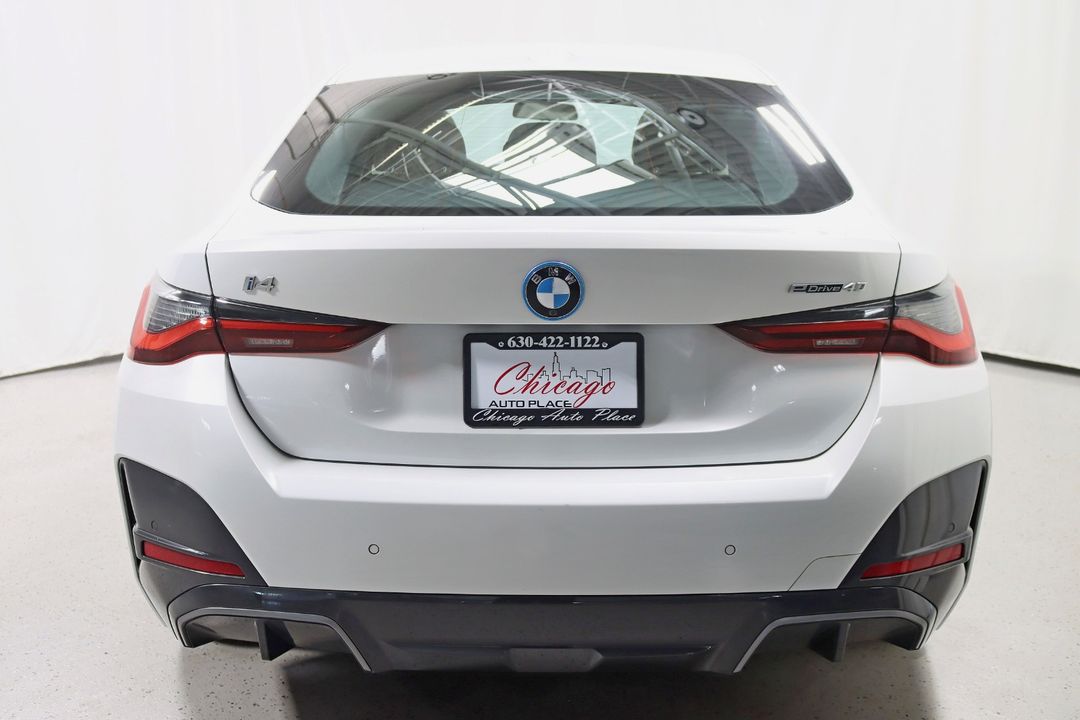 2022 BMW i4