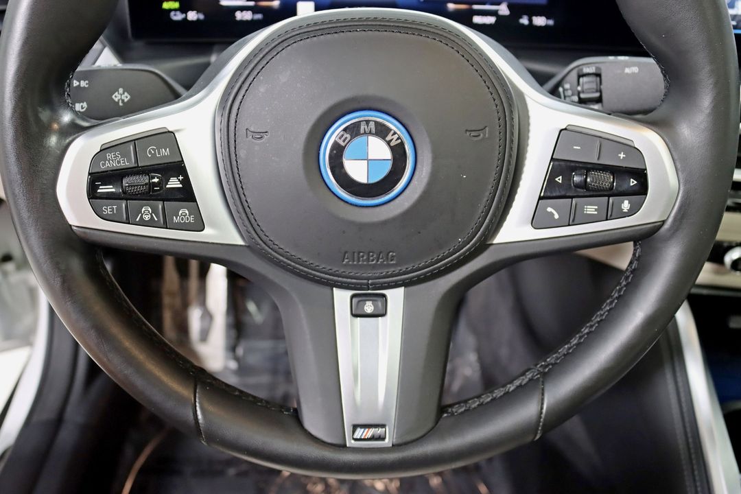 2022 BMW i4