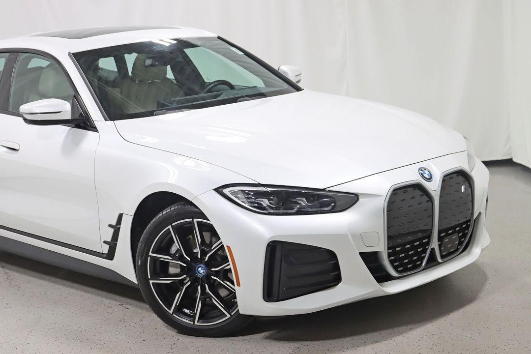 2022 BMW i4