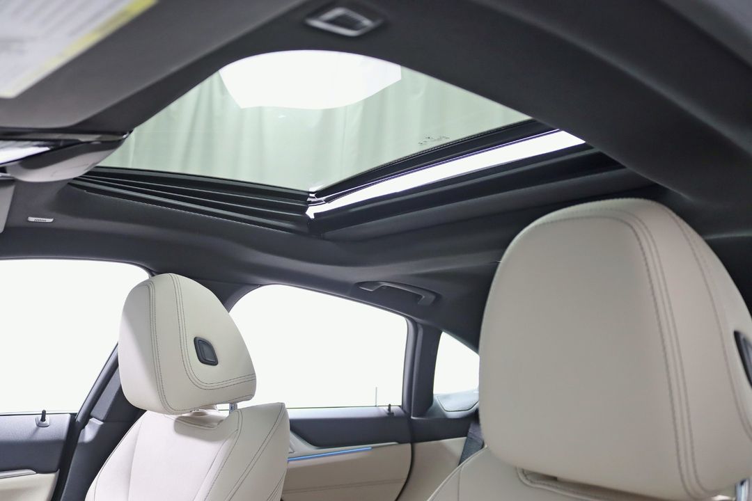 2022 BMW i4