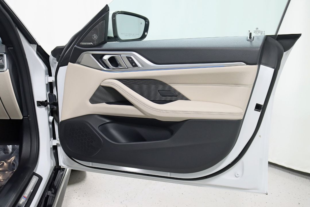 2022 BMW i4