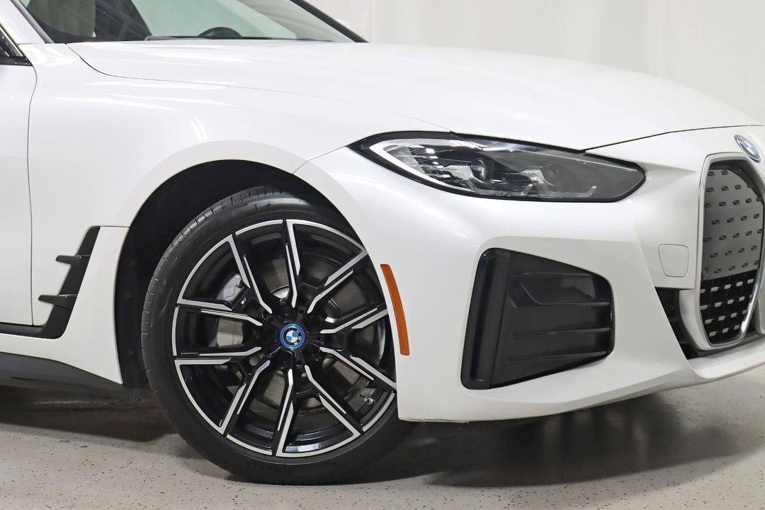 2022 BMW i4