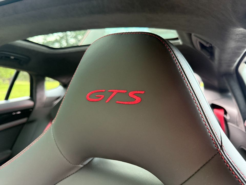 2022 Porsche Panamera