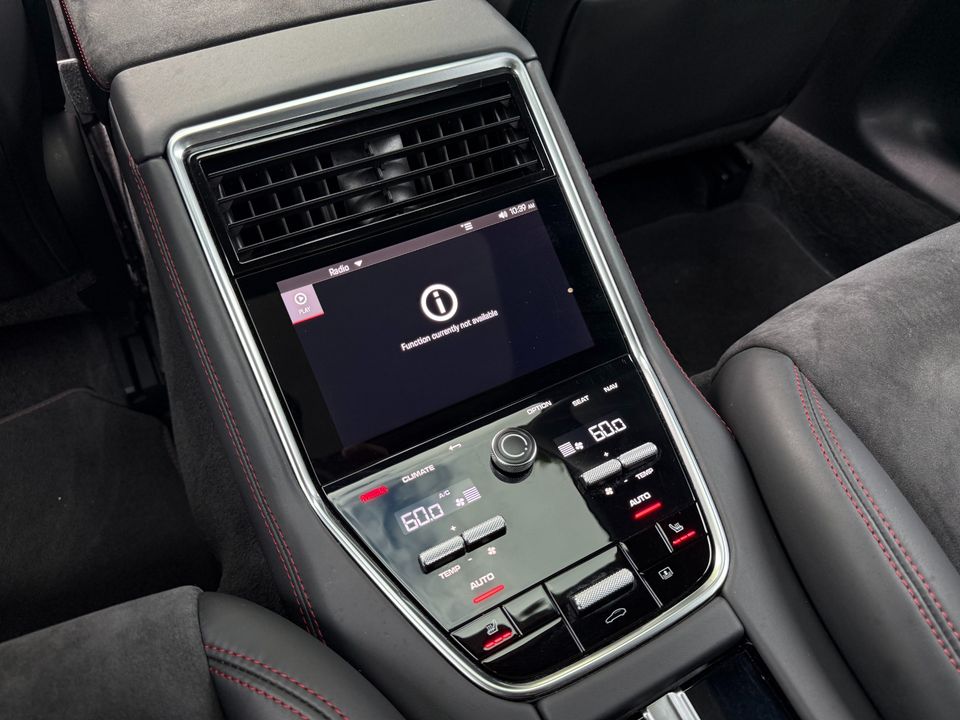 2022 Porsche Panamera