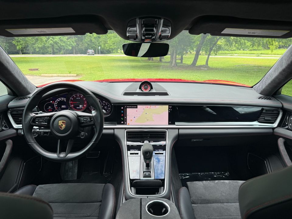 2022 Porsche Panamera