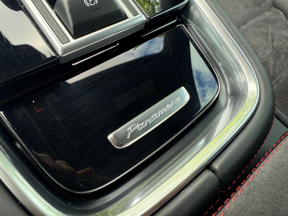2022 Porsche Panamera