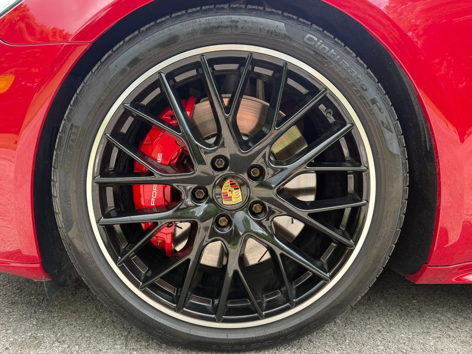 2022 Porsche Panamera