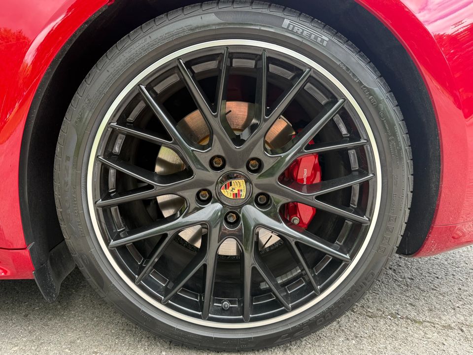 2022 Porsche Panamera