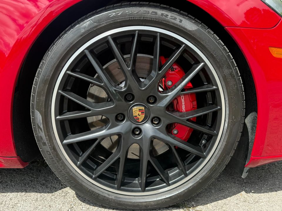 2022 Porsche Panamera