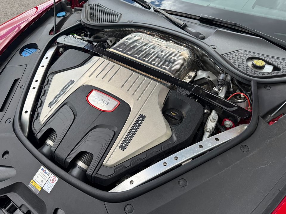 2022 Porsche Panamera