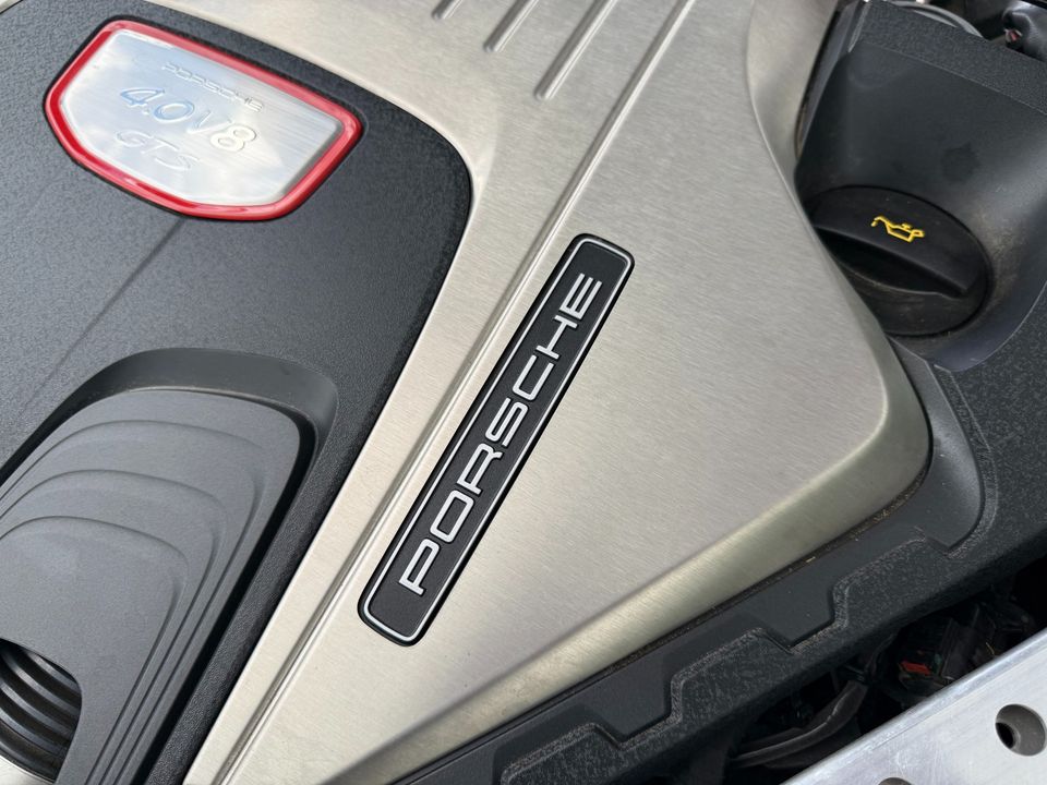 2022 Porsche Panamera