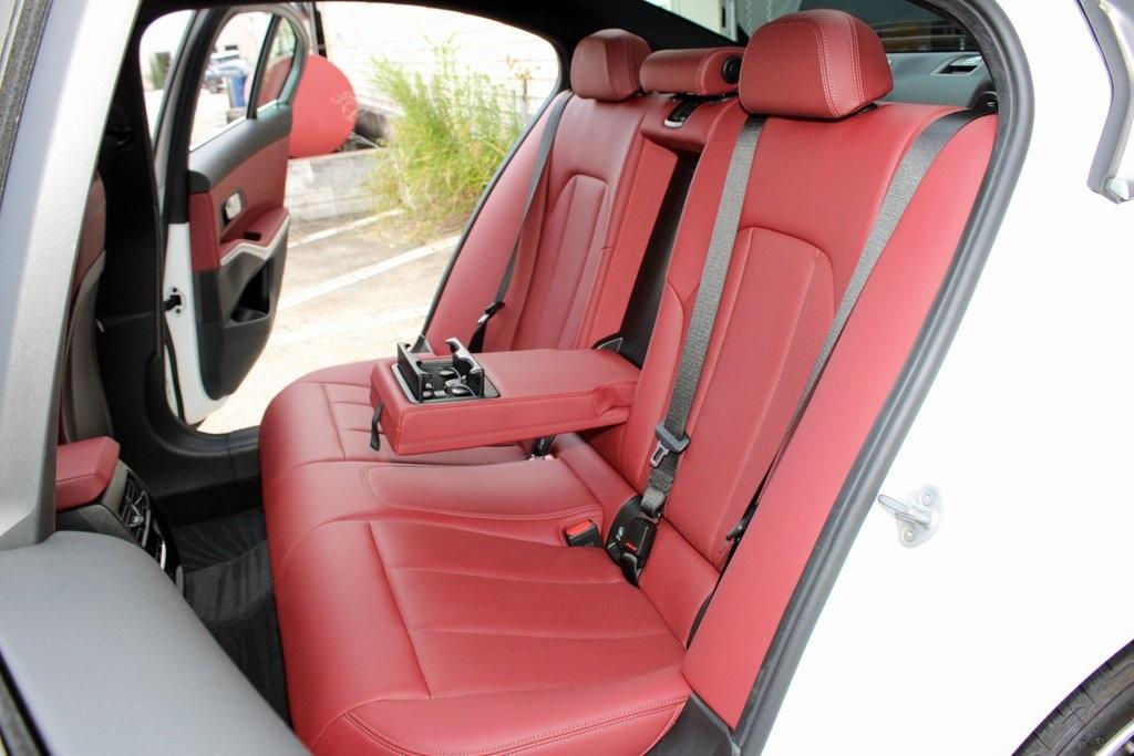 2024 BMW 3 Series
