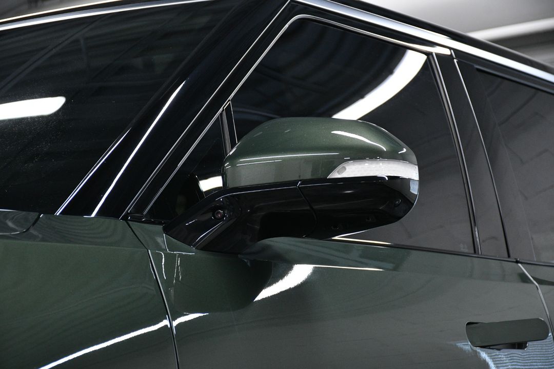 2023 Rivian R1S