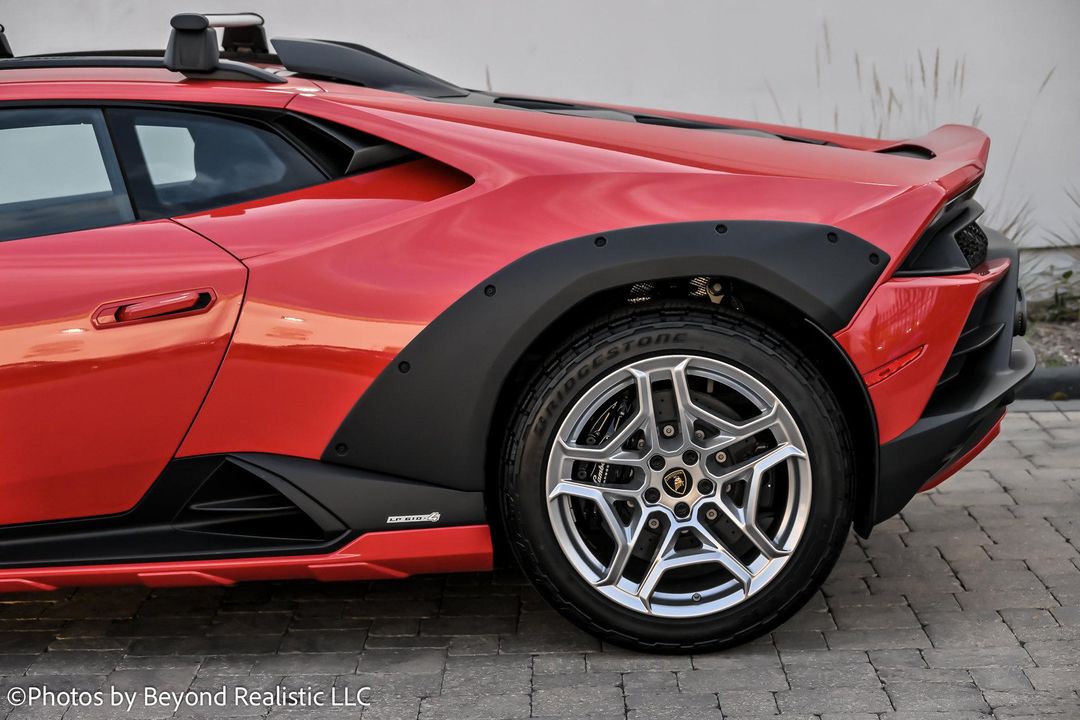 2023 Lamborghini Huracan Sterrato