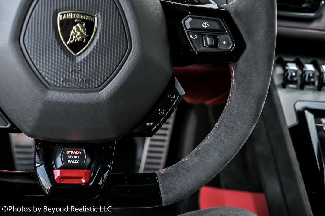 2023 Lamborghini Huracan Sterrato