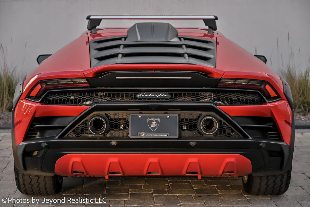 2023 Lamborghini Huracan Sterrato