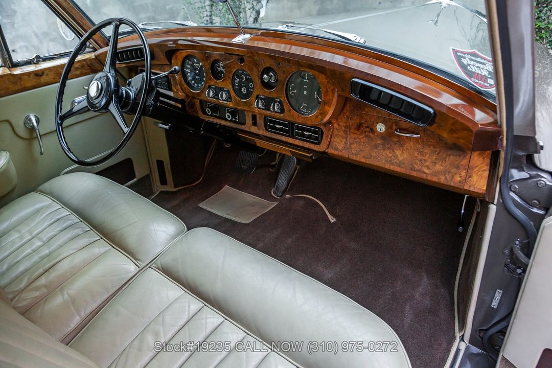 1961 Rolls-Royce Silver Cloud II