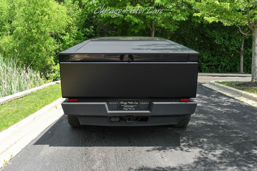 2024 Tesla Cybertruck