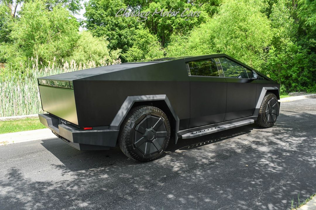 2024 Tesla Cybertruck