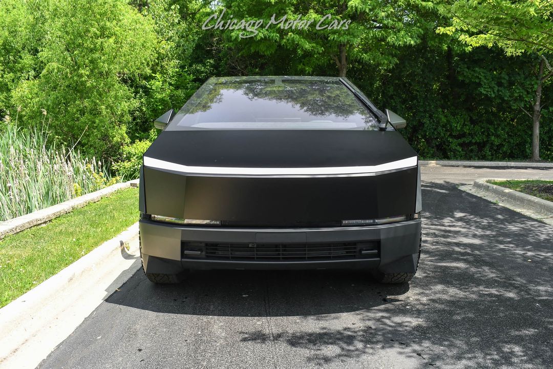 2024 Tesla Cybertruck