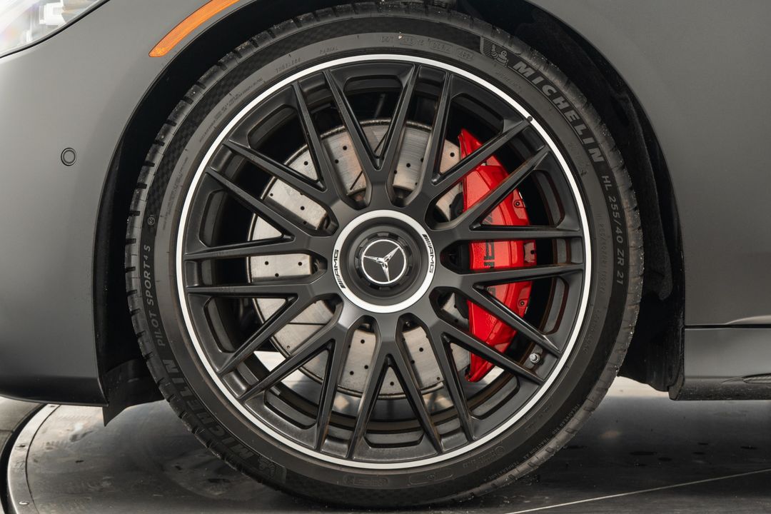 2025 Mercedes-Benz S63