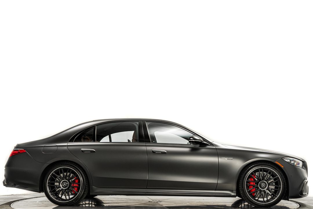 2025 Mercedes-Benz S63