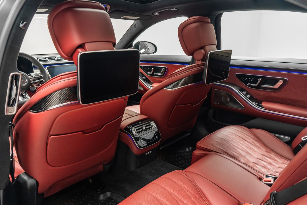 2025 Mercedes-Benz S63