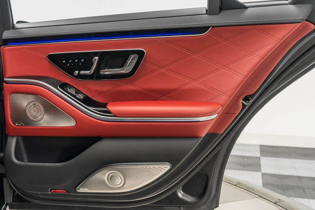 2025 Mercedes-Benz S63