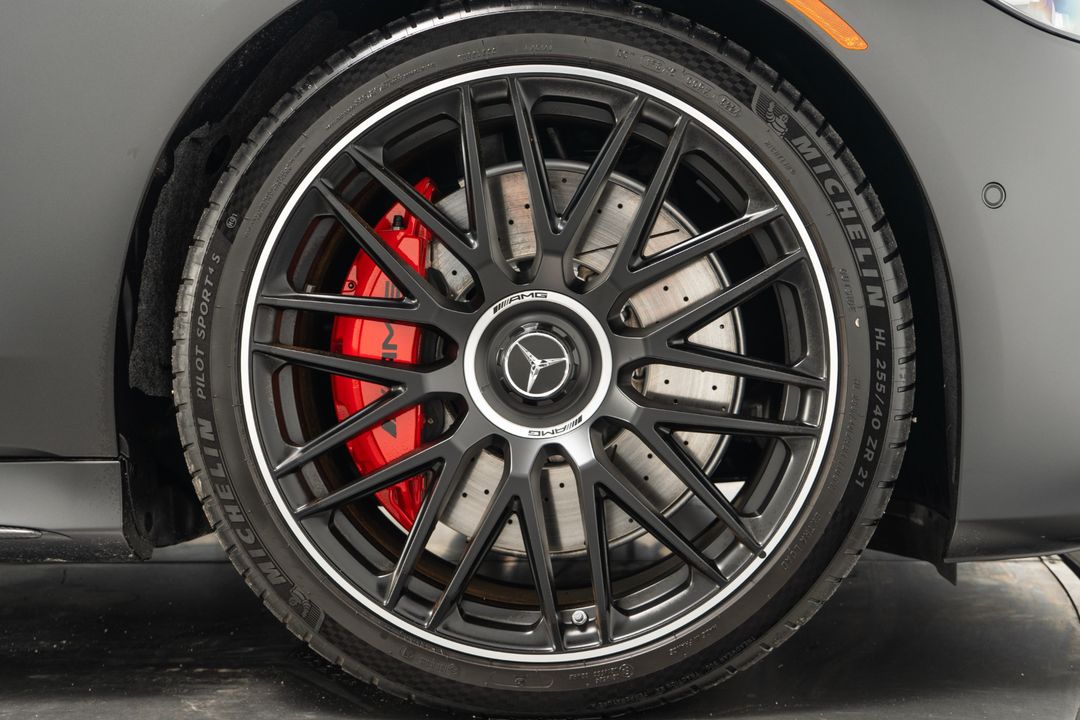 2025 Mercedes-Benz S63