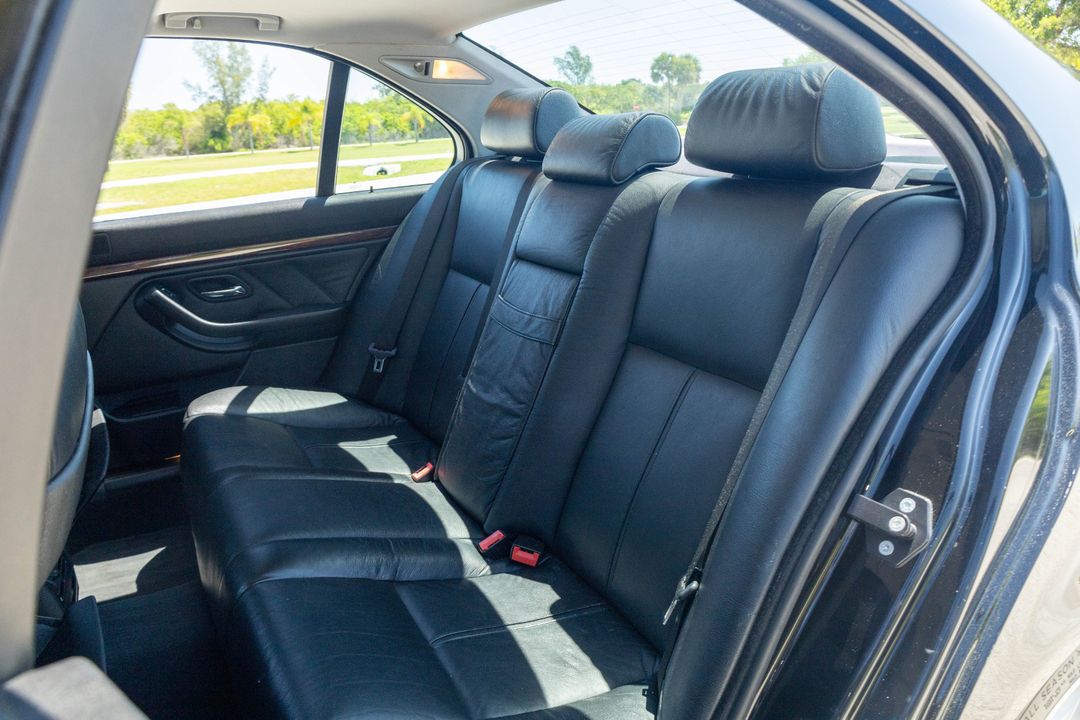 2000 BMW 5 Series