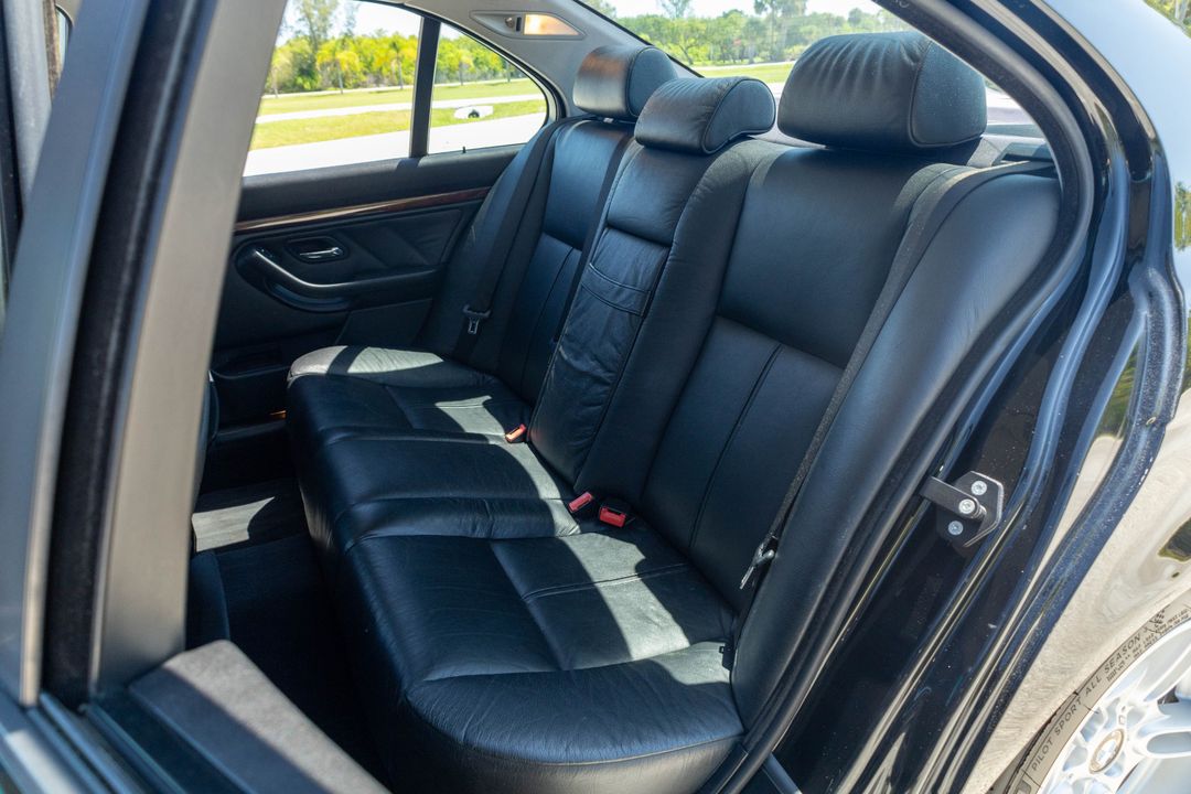 2000 BMW 5 Series