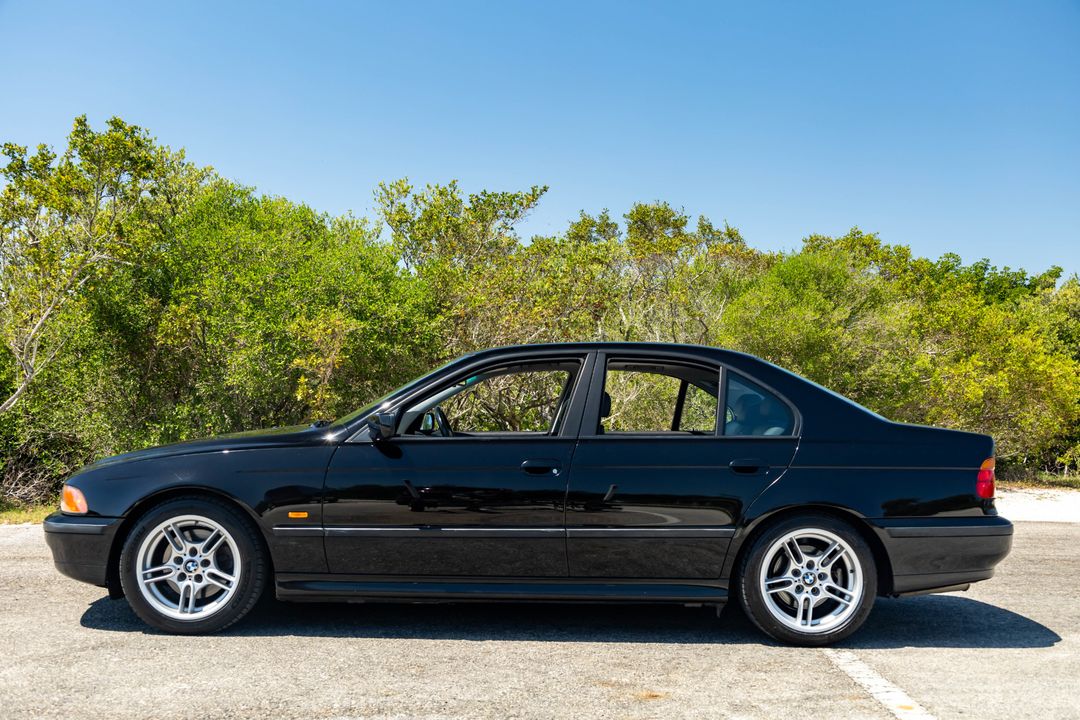 2000 BMW 5 Series