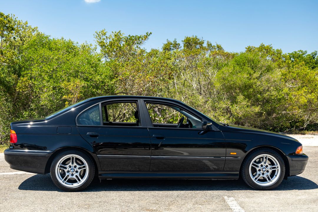 2000 BMW 5 Series