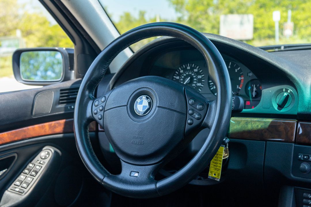 2000 BMW 5 Series
