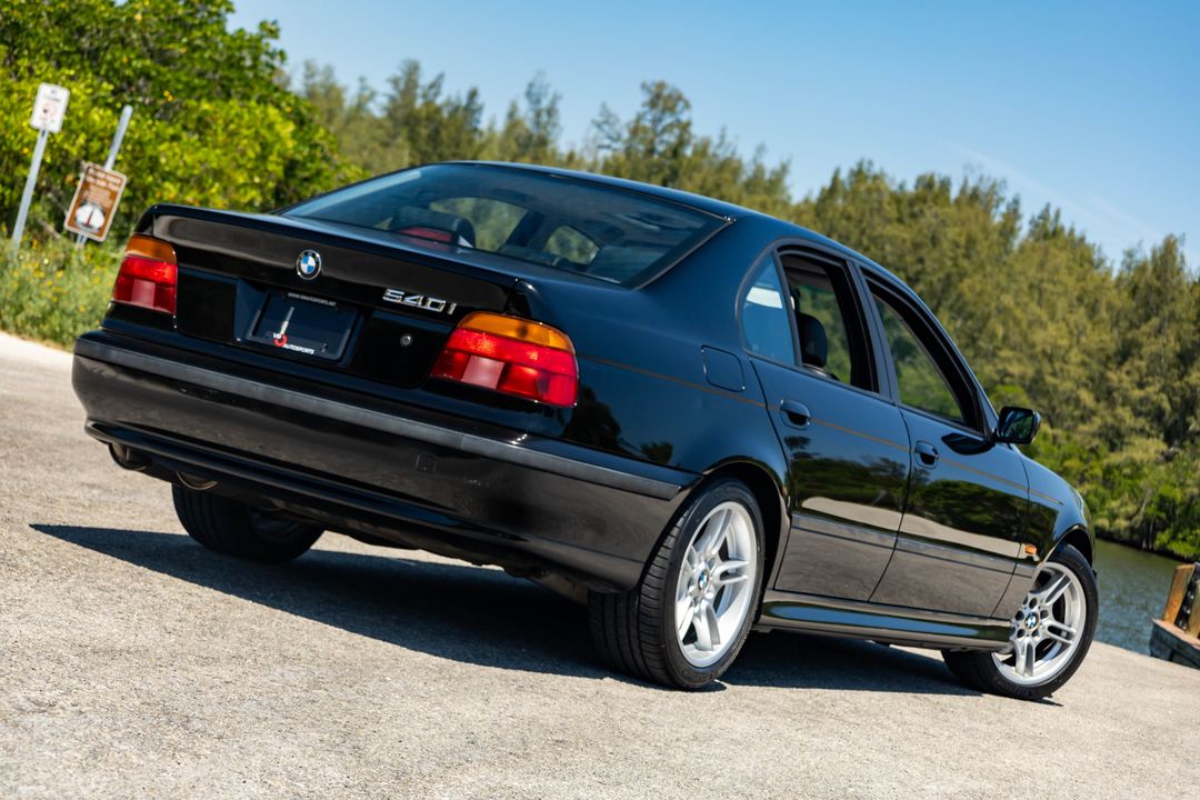 2000 BMW 5 Series
