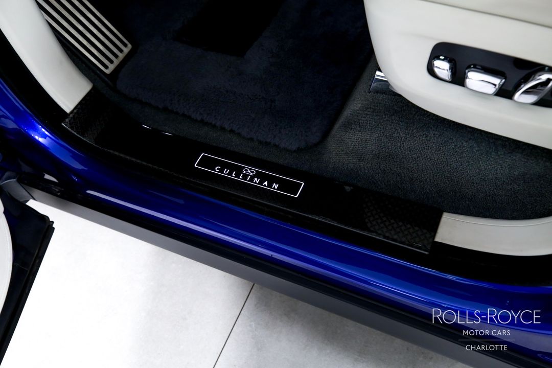 2024 Rolls-Royce Black Badge Cullinan