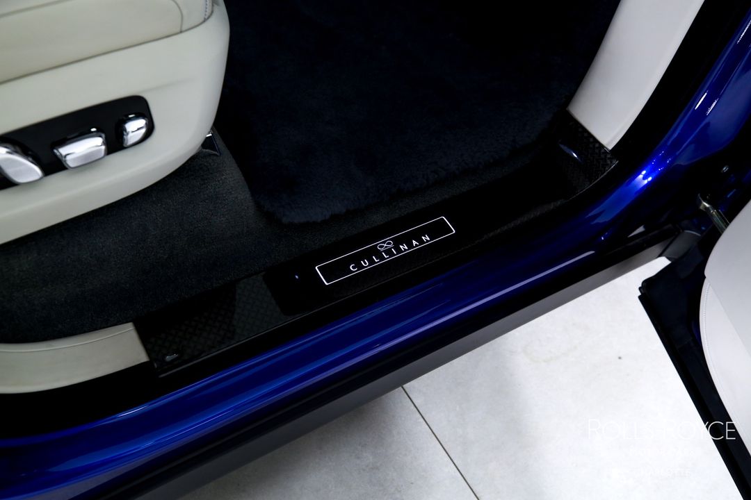 2024 Rolls-Royce Black Badge Cullinan