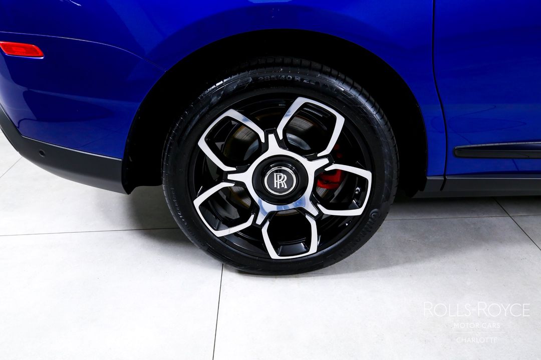 2024 Rolls-Royce Black Badge Cullinan